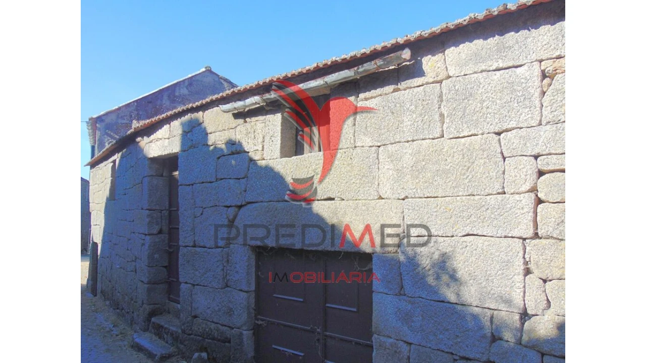 Moradia T3 para Venda em Nossa Senhora da Conceição, São Pedro e São Dinis Foto 3