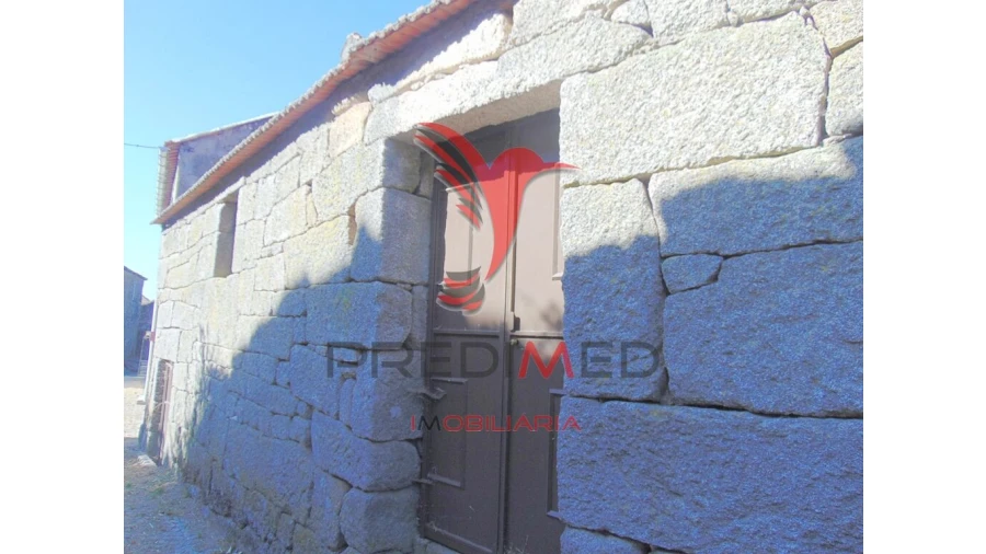 Moradia T3 para Venda em Nossa Senhora da Conceição, São Pedro e São Dinis Foto 2