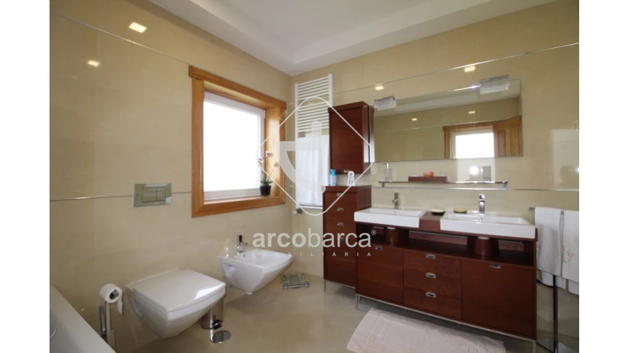 Moradia T3 para Venda em Bertiandos Foto 16