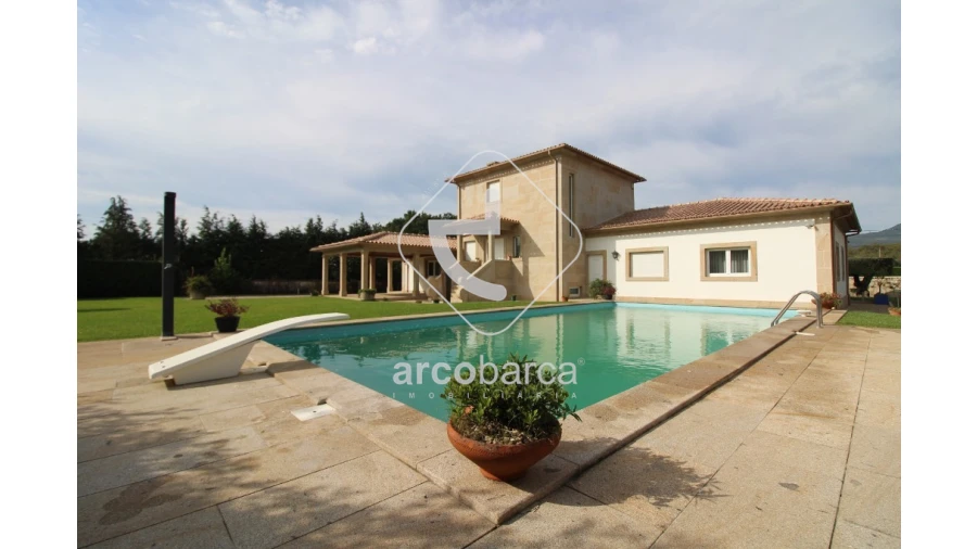 Moradia T3 para Venda em Bertiandos Foto 8