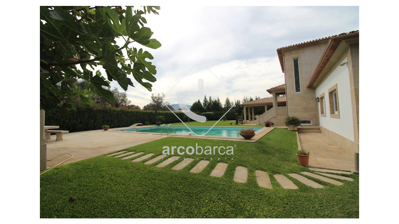 Moradia T3 para Venda em Bertiandos Foto 40