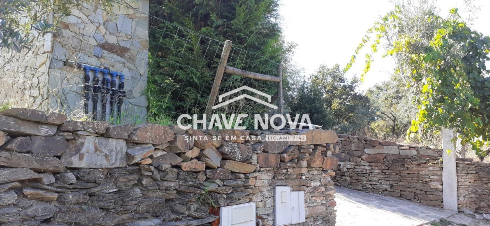 Terreno para Venda em Fornos Foto 4