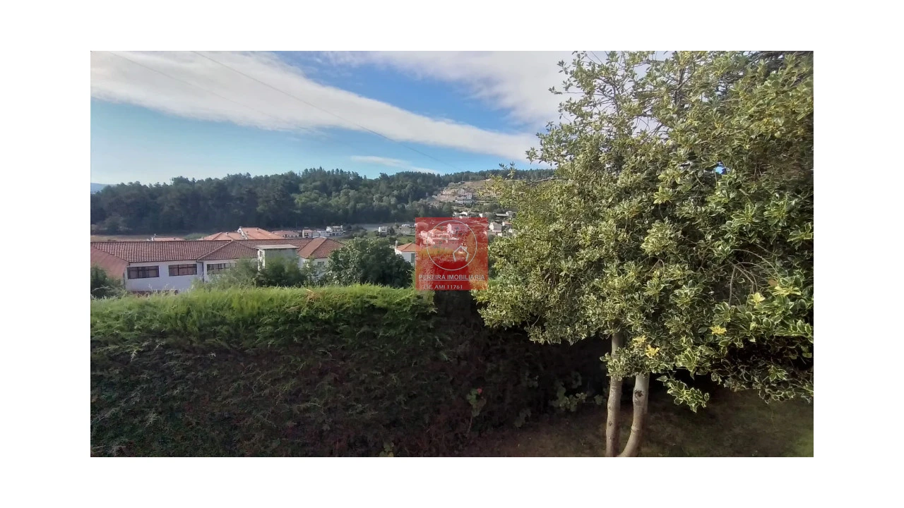 Quinta T2 para Venda em Cepões, Meijinhos e Melcões Foto 12
