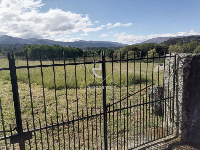 Terreno para Venda em Mazedo e Cortes