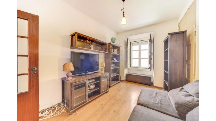 Apartamento T2 para Venda em Arroios Foto 9