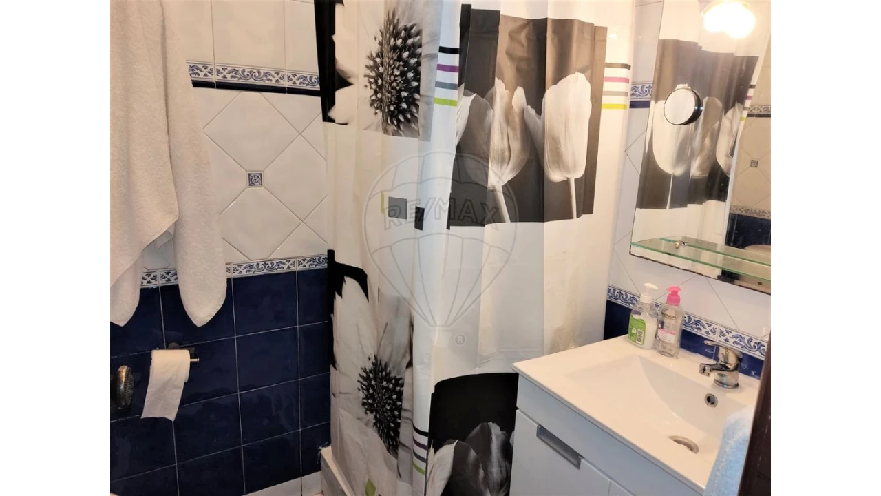 Apartamento T2 para Venda em Arroios Foto 10