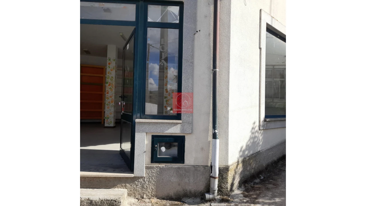 Loja para Venda em Peso da Régua e Godim Foto 9