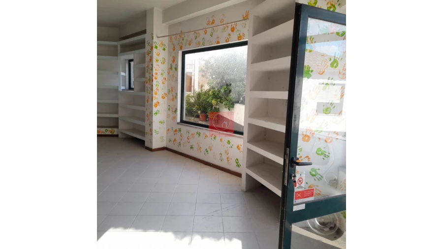 Loja para Venda em Peso da Régua e Godim Foto 4