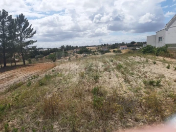 Terreno para Venda em Benavente