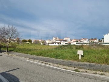Terreno para Venda em Torres Novas (Santa Maria, Salvador e Santiago)