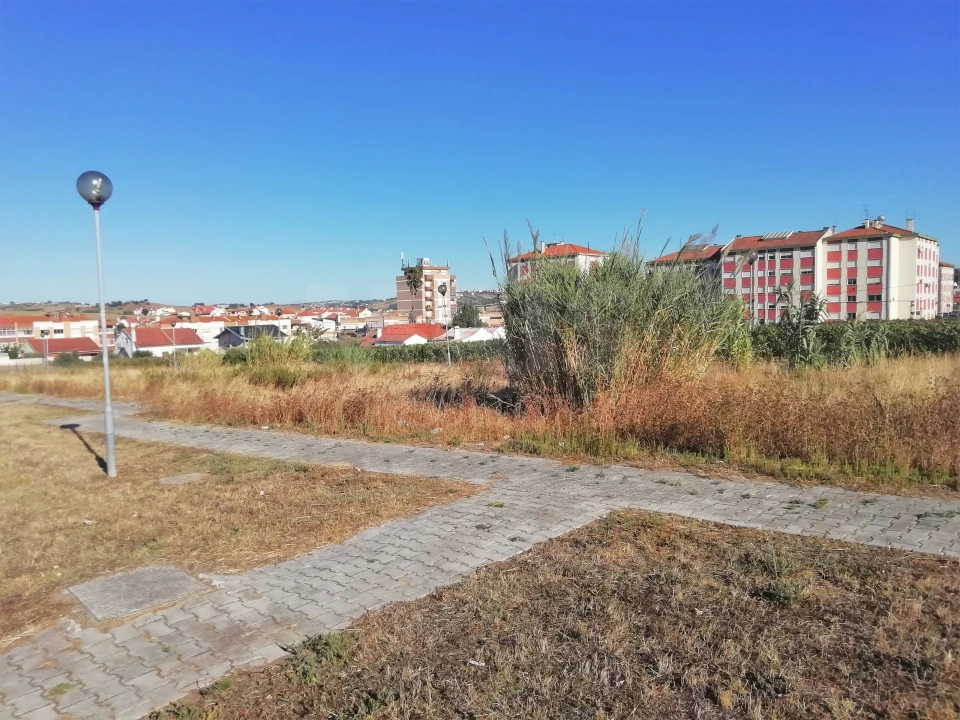 Terreno para Venda em Arruda dos Vinhos Foto 1