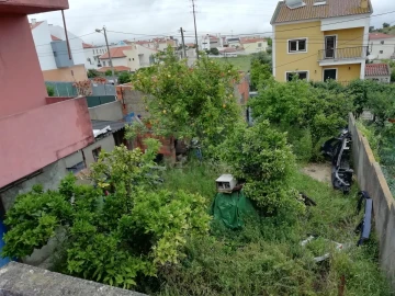 Terreno para Venda em Santa Iria de Azoia, São João da Talha e Bobadela