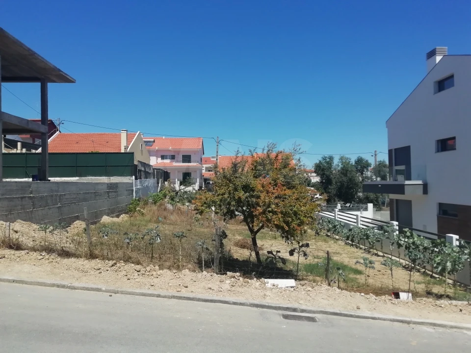 Terreno para Venda em Santa Iria de Azoia, São João da Talha e Bobadela Foto 4