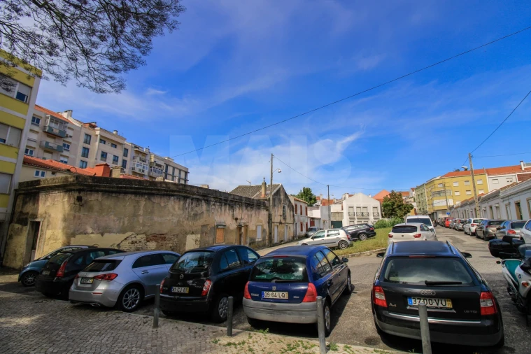 Prédio para Venda em Benfica Foto 2