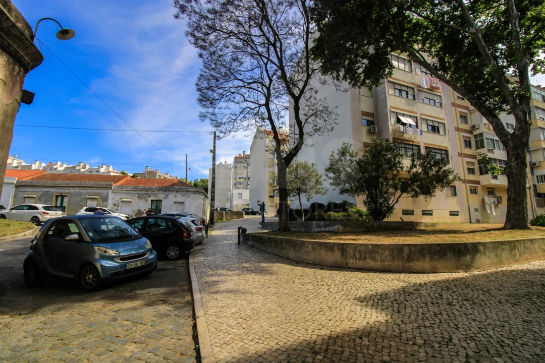 Prédio para Venda em Benfica Foto 3