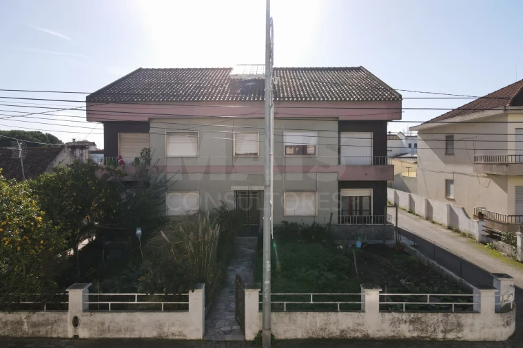 Prédio para Venda em Samora Correia Foto 2