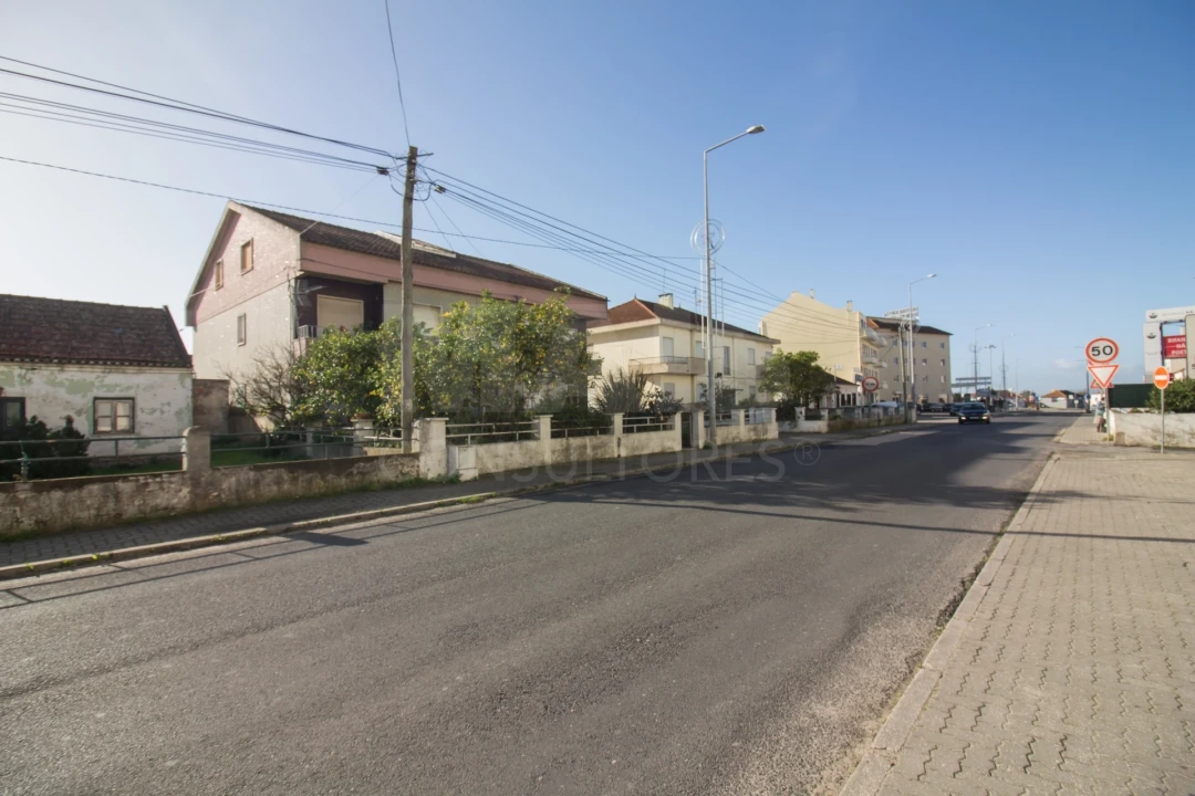 Prédio para Venda em Samora Correia Foto 7