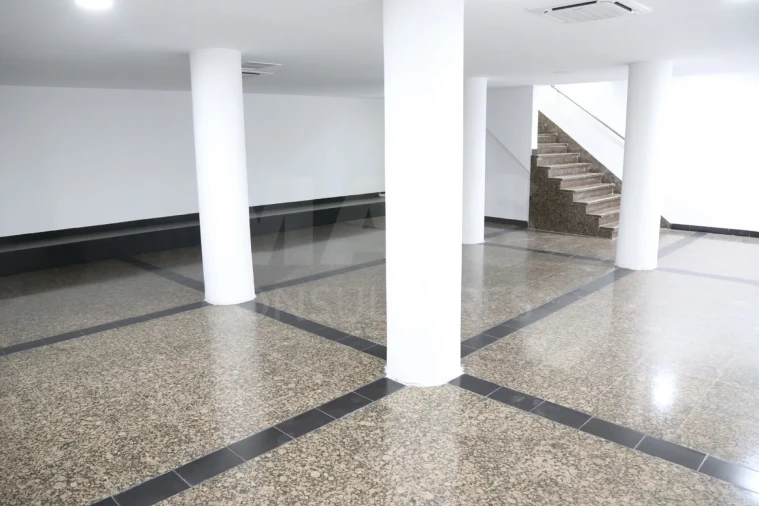 Loja para Arrendamento em Penha de França Foto 2