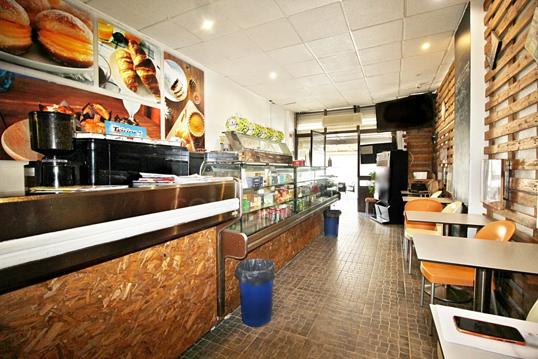 Loja para Venda em Vila Franca de Xira Foto 2