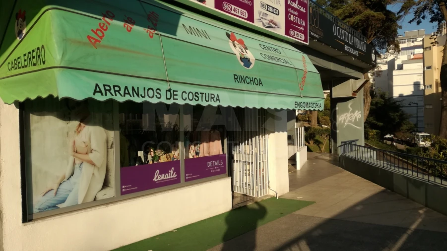 Loja para Venda em Rio de Mouro Foto 3