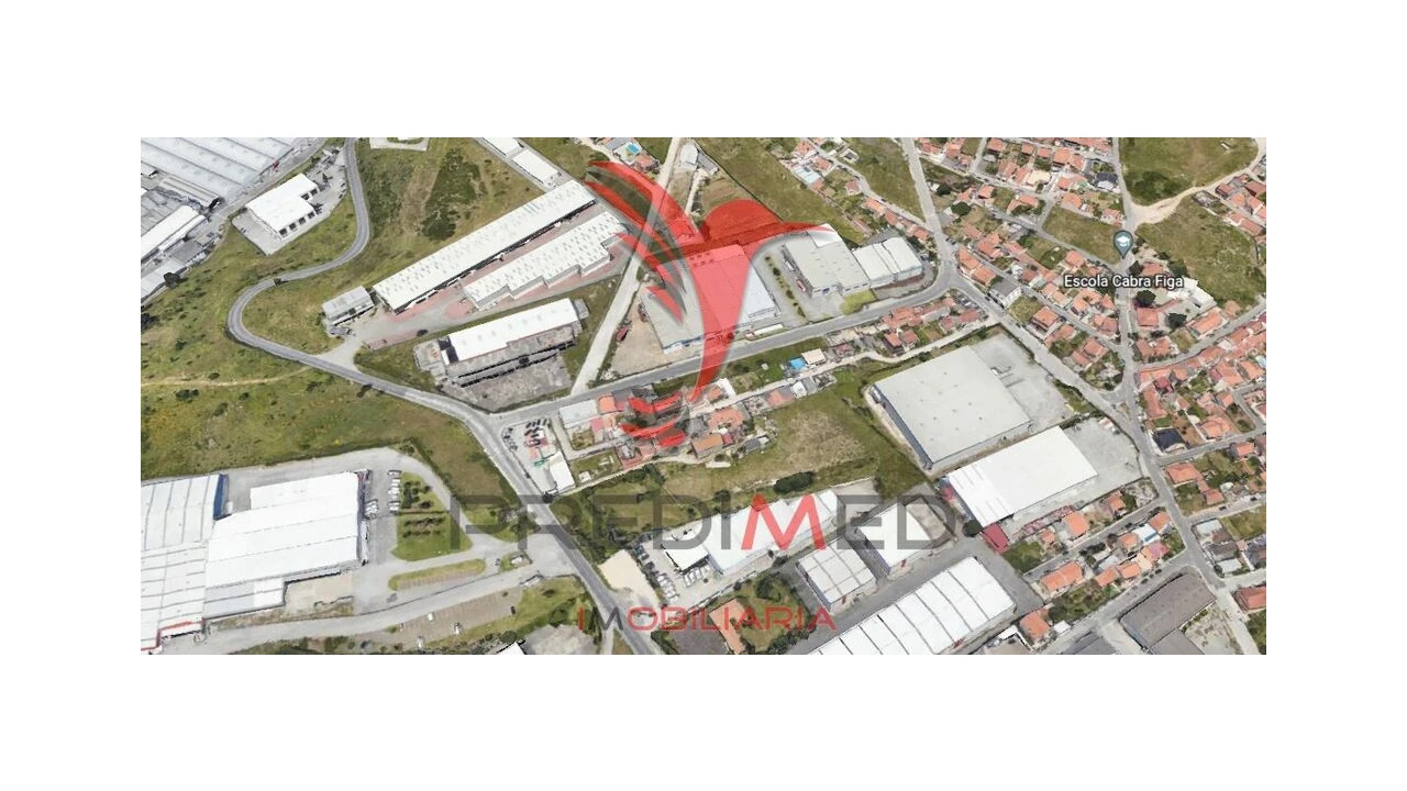 Armazém para Venda em Rio de Mouro Foto 1