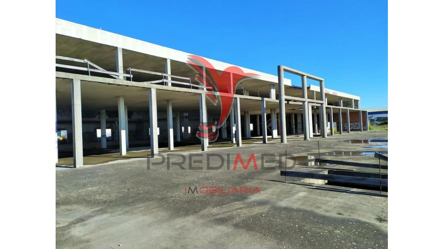 Armazém para Venda em Rio de Mouro Foto 18