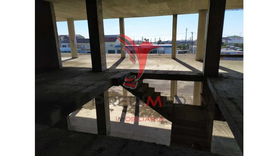 Armazém para Venda em Rio de Mouro Foto 12