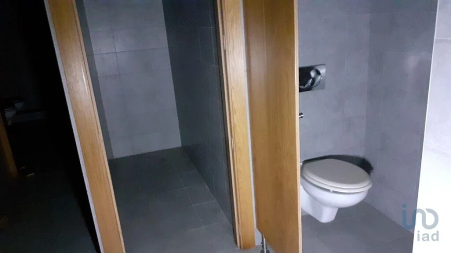Loja para Venda em Requeixo, Nossa Senhora de Fátima e Nariz Foto 9