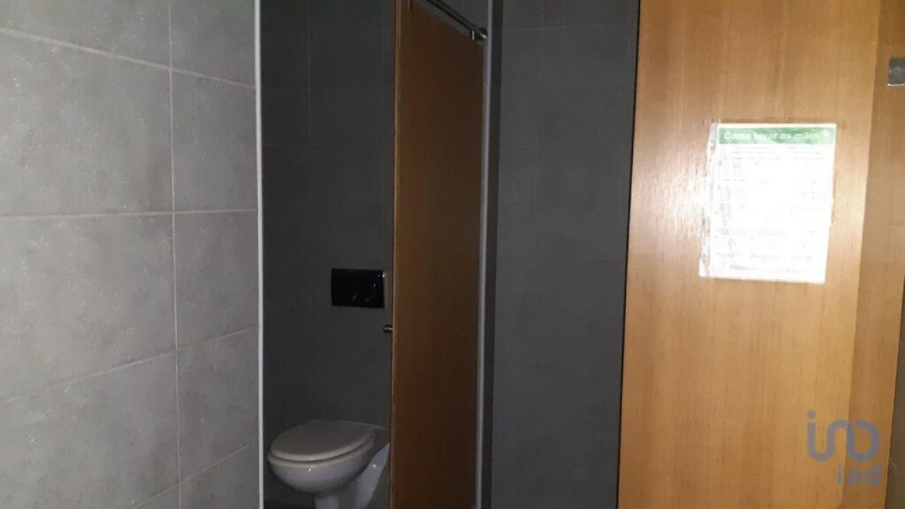 Loja para Venda em Requeixo, Nossa Senhora de Fátima e Nariz Foto 7