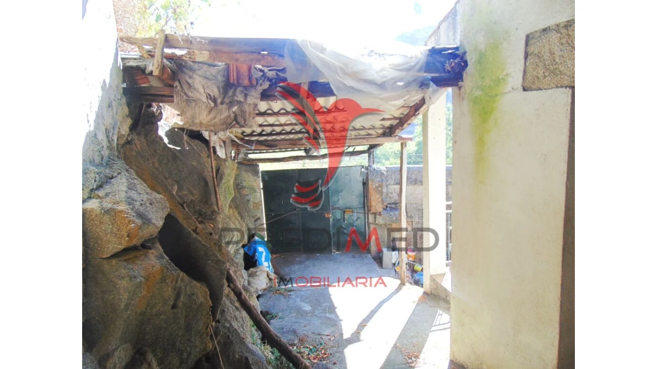 Moradia T2 para Venda em Parada de Cunhos Foto 19