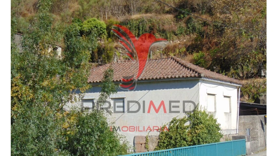 Moradia T2 para Venda em Parada de Cunhos Foto 4
