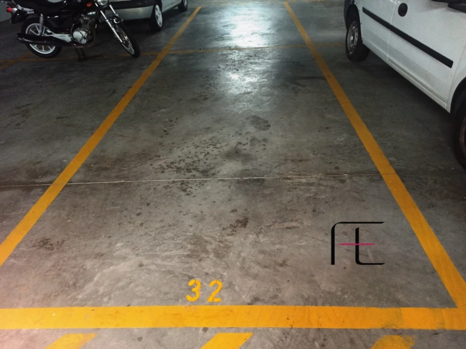 Garagem para Venda em Paranhos Foto 5