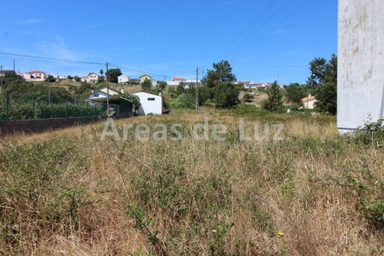 Terreno para Venda em Parceiros e Azoia Foto 4
