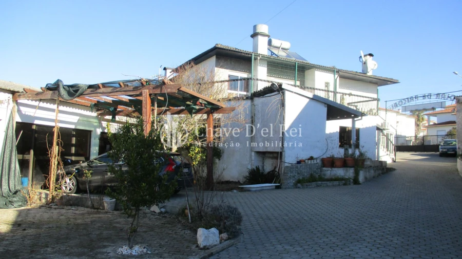 Moradia T4 para Venda em Abraveses Foto 10