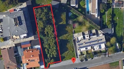 Terreno para Venda em Castêlo da Maia