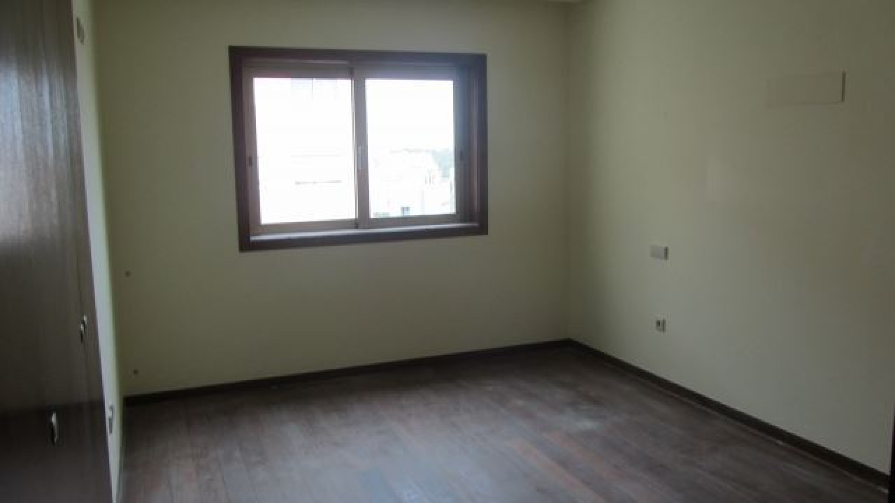 Moradia T4 para Venda em Mafamude e Vilar do Paraíso Foto 18