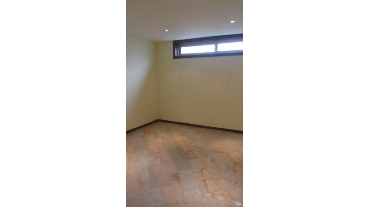 Moradia T4 para Venda em Mafamude e Vilar do Paraíso Foto 29