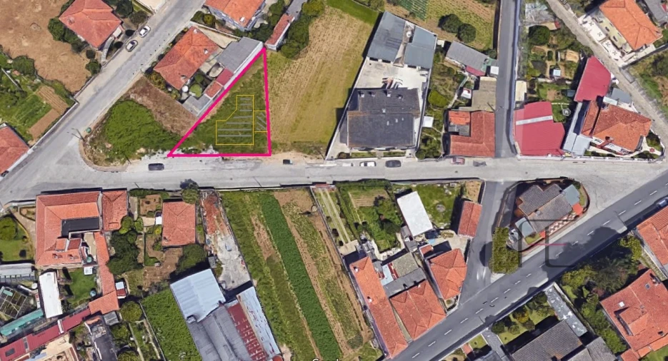 Terreno para Venda em Grijó e Sermonde