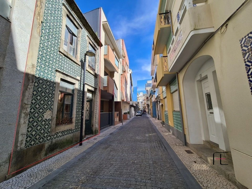 Moradia T4 para Venda em Póvoa de Varzim, Beiriz e Argivai Foto 1