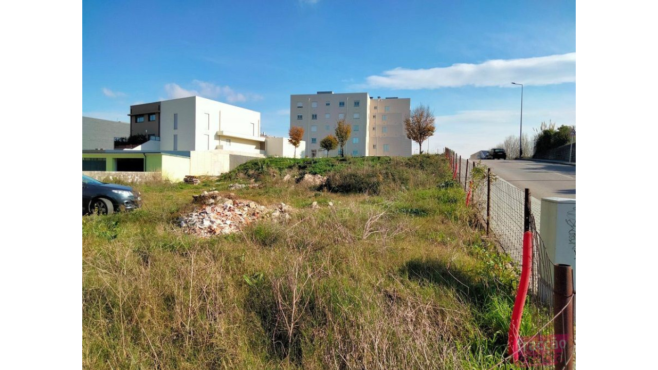 Terreno para Venda em São Mamede de Infesta e Senhora da Hora Foto 4