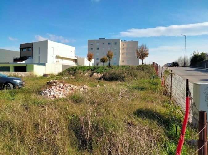 Terreno para Venda em São Mamede de Infesta e Senhora da Hora Foto 4