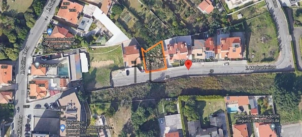 Terreno para Venda em Canelas
