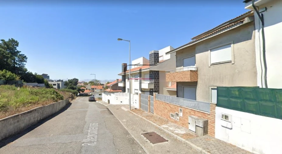 Terreno para Venda em Canelas Foto 3