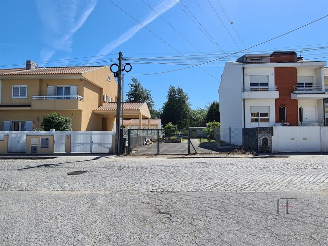 Terreno para Venda em Pedroso e Seixezelo Foto 2