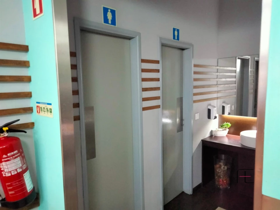 Negócio para Arrendamento em São Mamede de Infesta e Senhora da Hora Foto 9