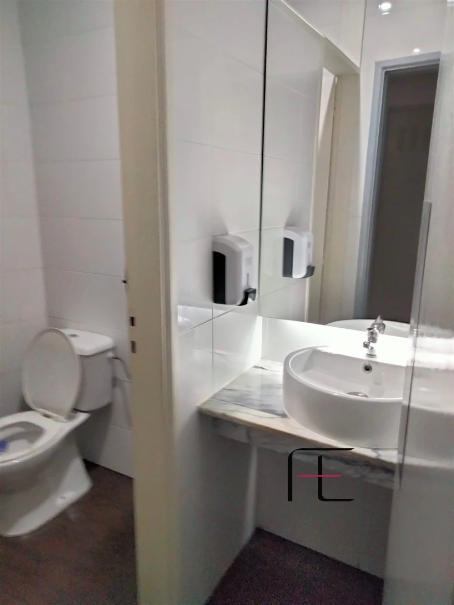 Negócio para Arrendamento em São Mamede de Infesta e Senhora da Hora Foto 10