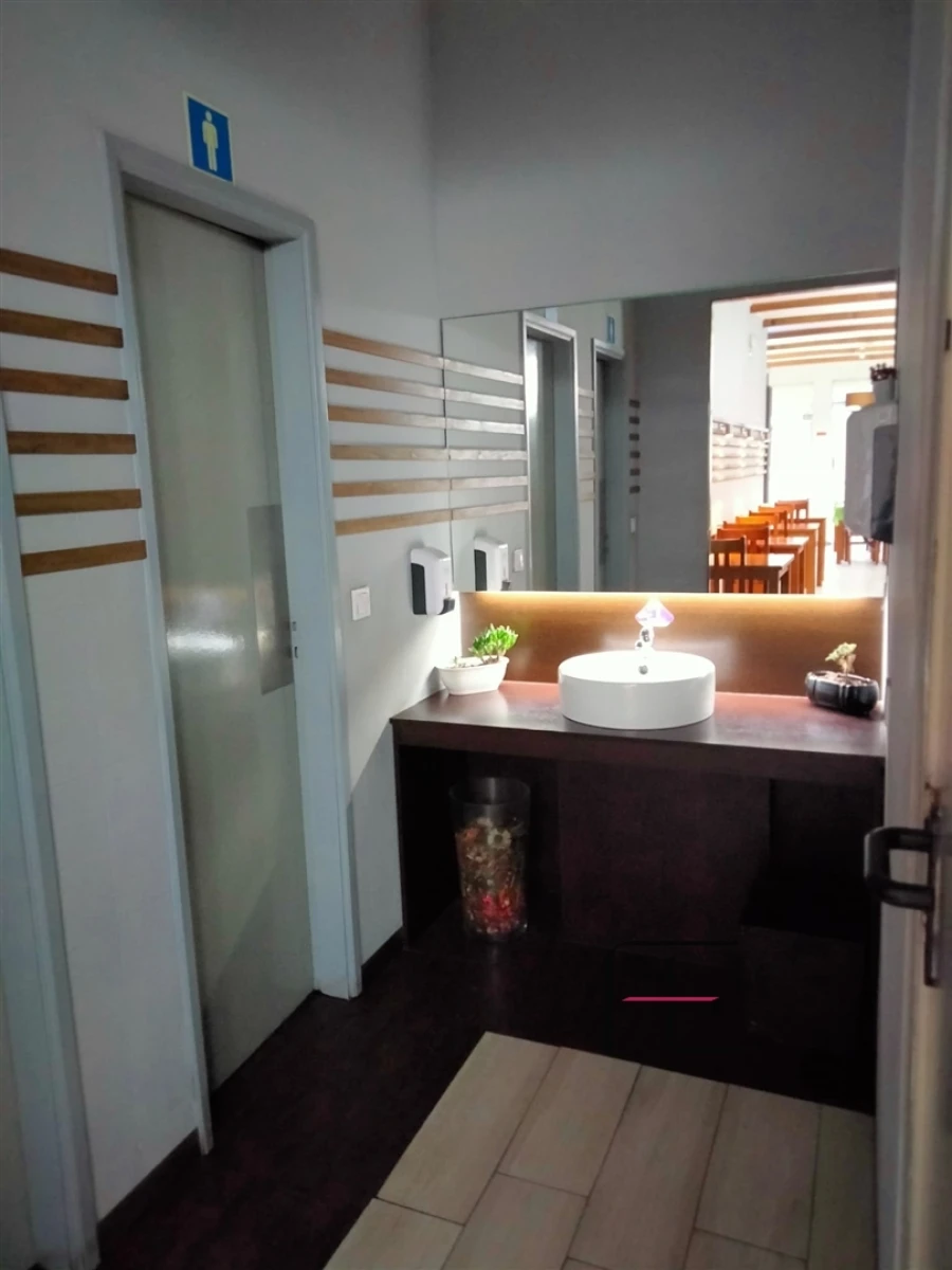 Negócio para Arrendamento em São Mamede de Infesta e Senhora da Hora Foto 8