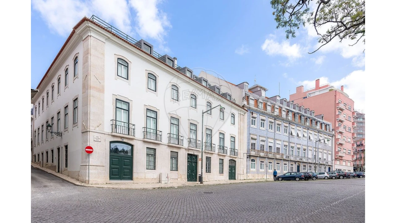 Apartamento T4 para Venda em Arroios Foto 18