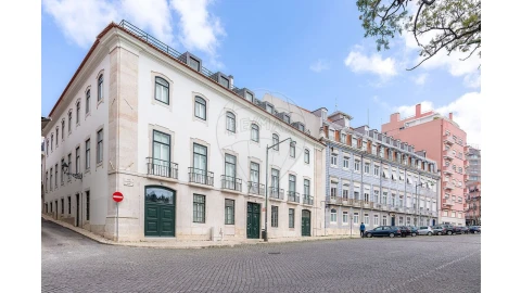 Apartamento T4 para Venda em Arroios
