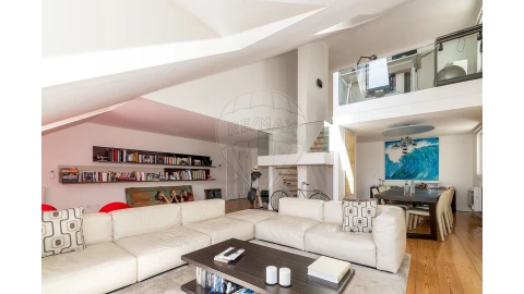 Apartamento T4 para Venda em Arroios